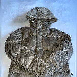 Aritzia Super Puff size Small